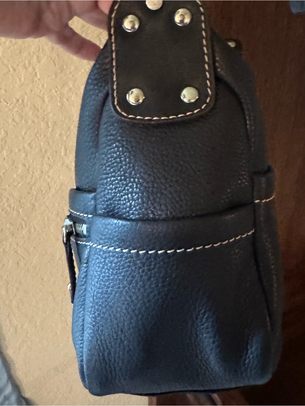 Tignanello Black Purse Pebbled Leather Multi Zip Crossbody Bag Organizer EUC - Picture 8 of 11